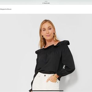 Tuckernuck Black Marguerite Off the Shoulder Blouse size M